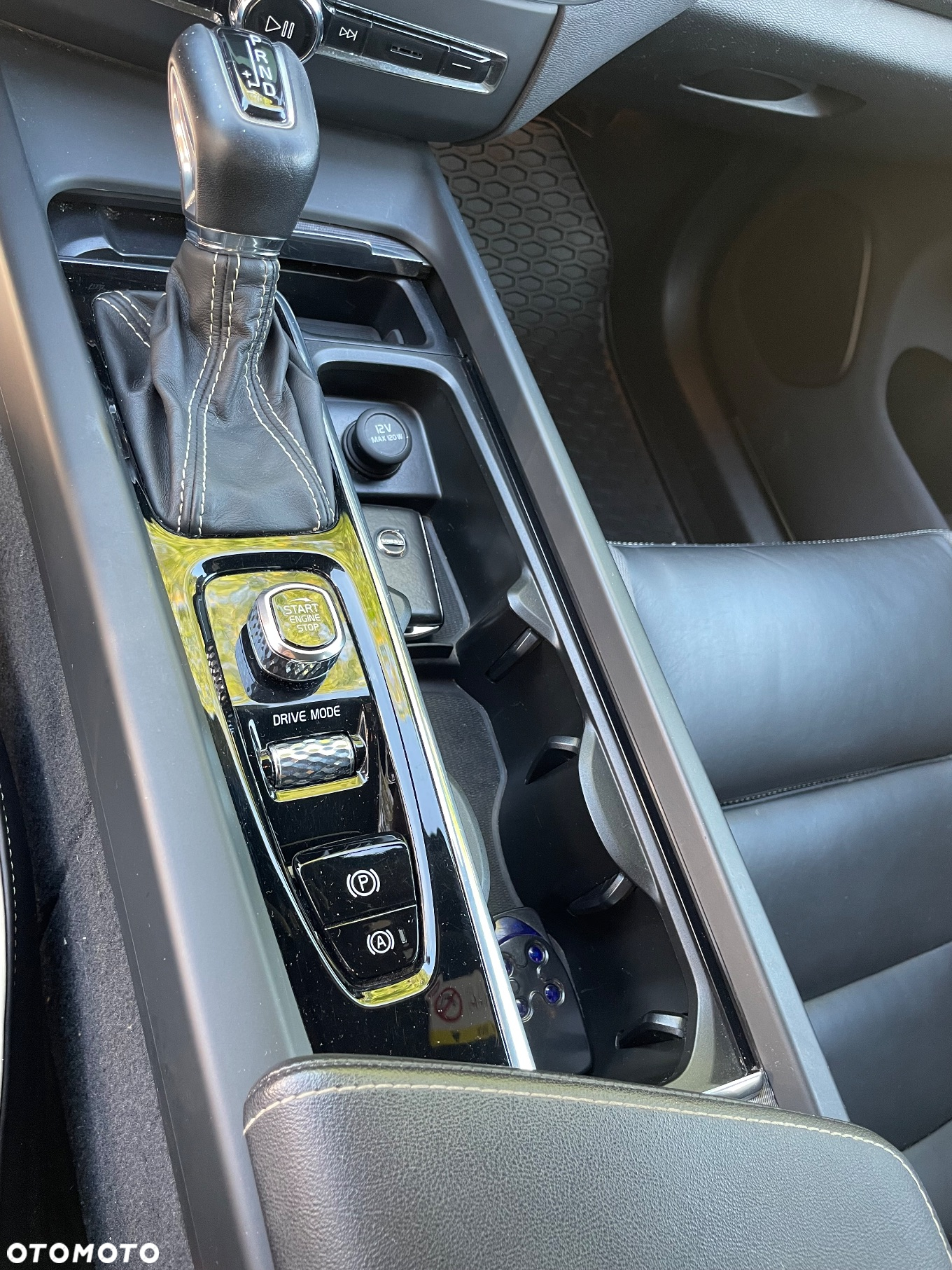 Volvo XC 60 - 25