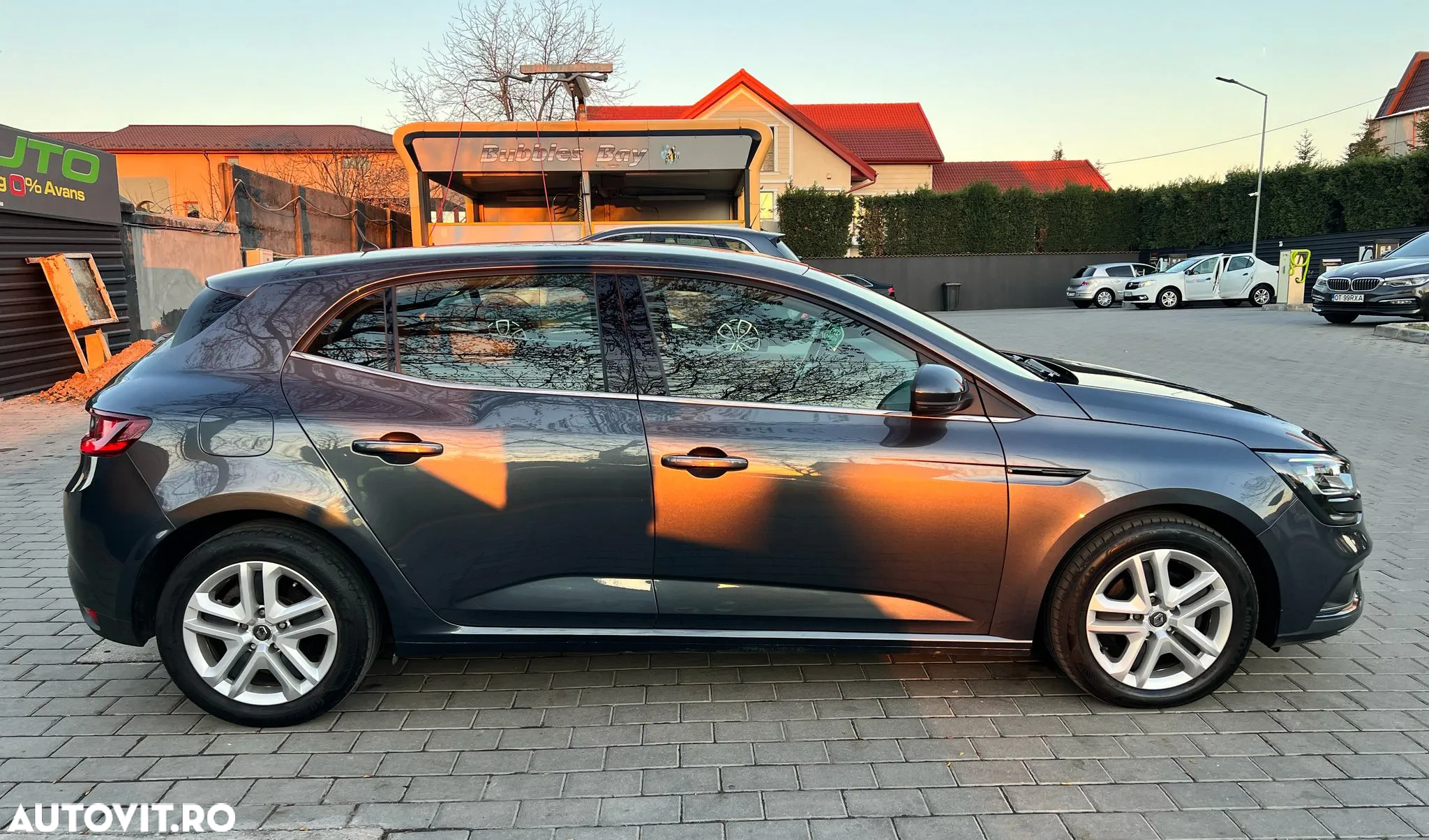Renault Megane Blue dCi 116 Intens - 10