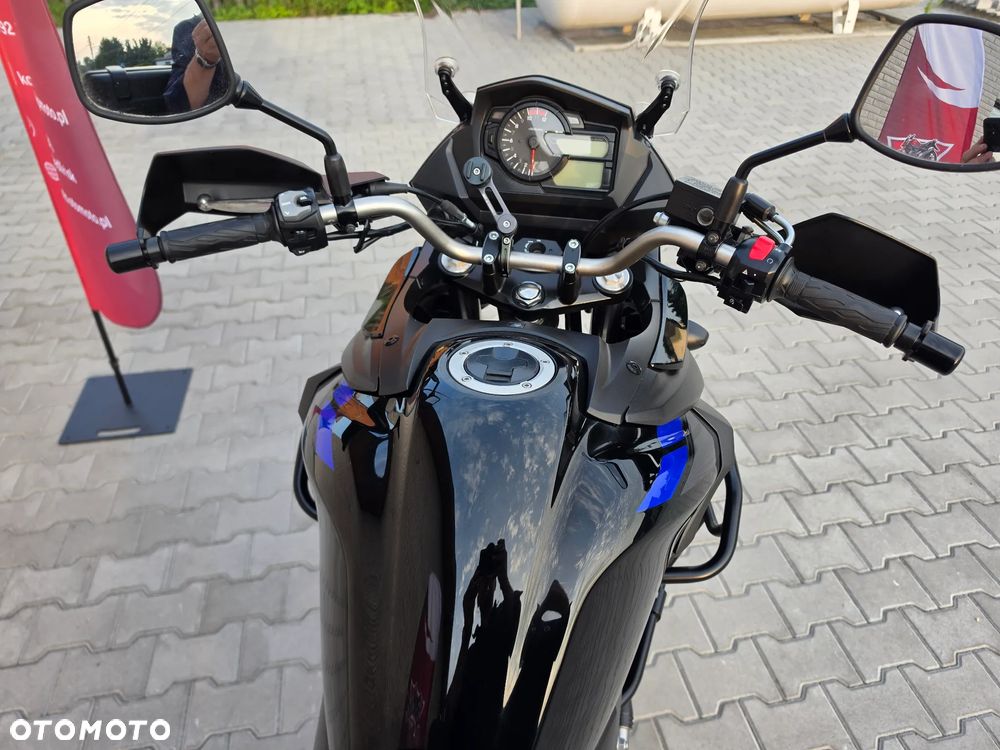 Suzuki V-STROM - 16