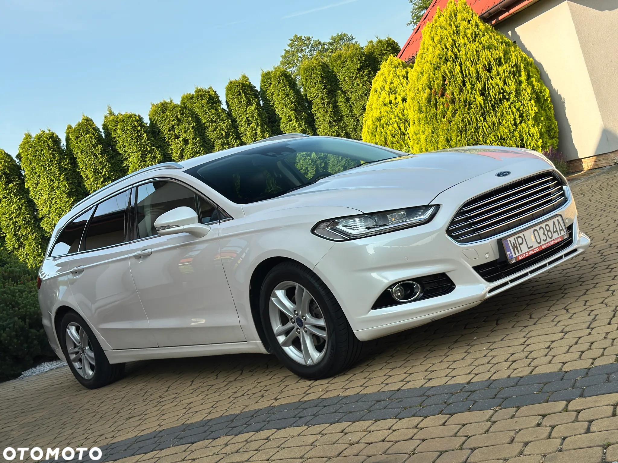 Ford Mondeo - 34