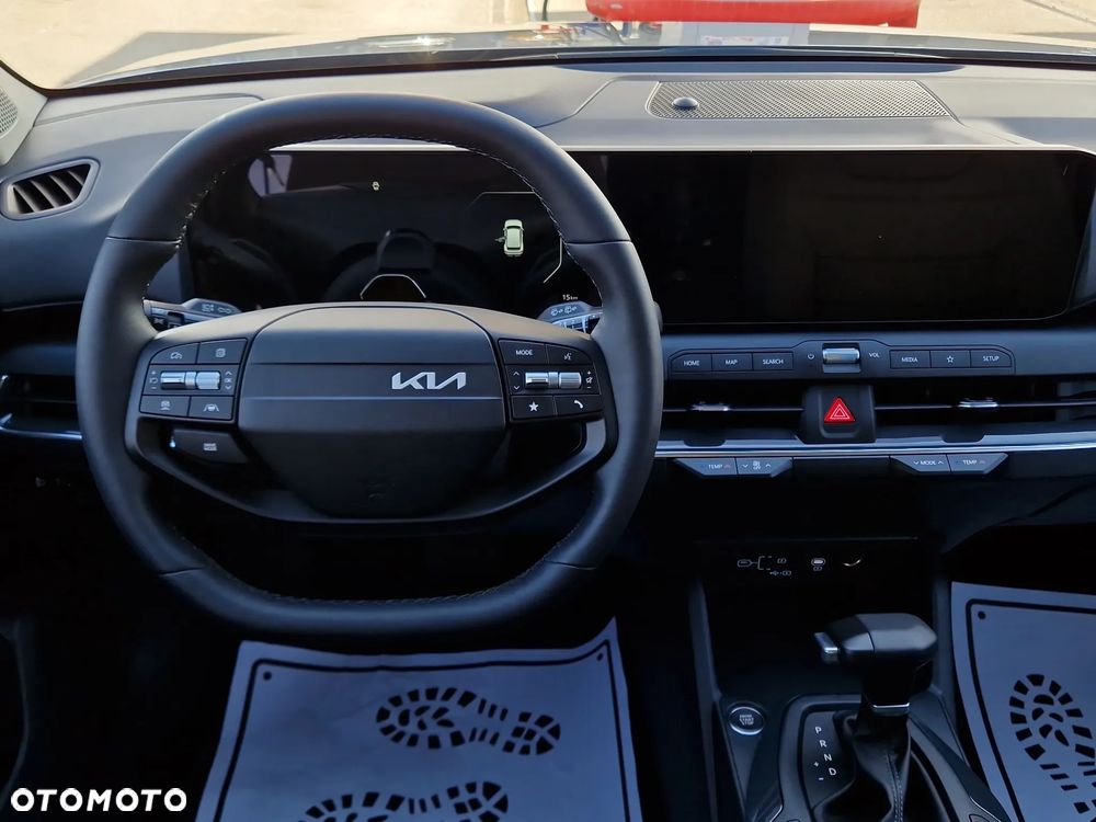 Kia K4 - 16