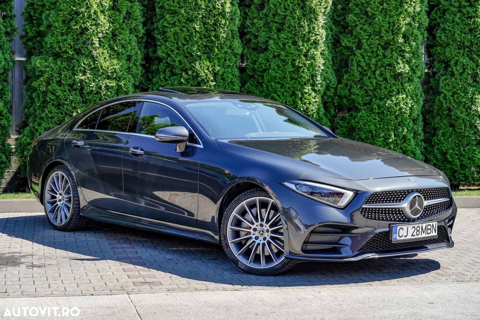 Mercedes-Benz CLS 350 d 4Matic 9G-TRONIC AMG Line - 4