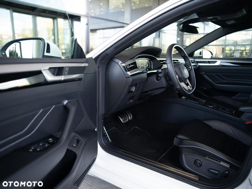 Volkswagen Arteon 2.0 TDI R-Line DSG - 13