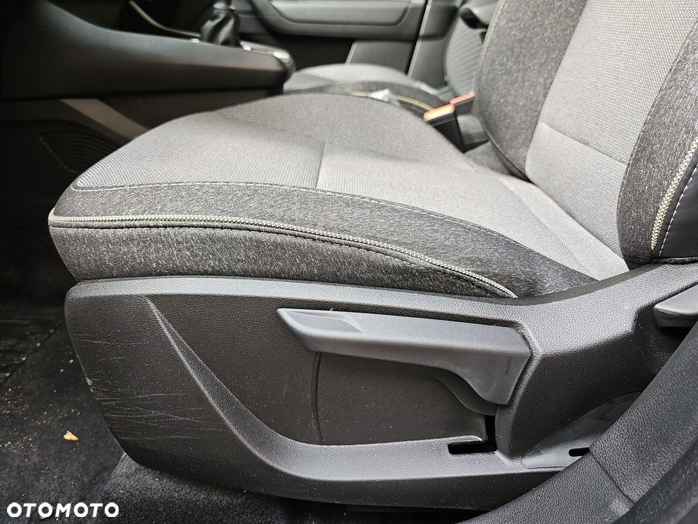 Renault Captur - 25