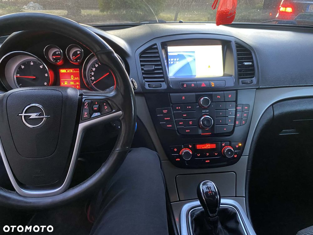 Opel Insignia - 9