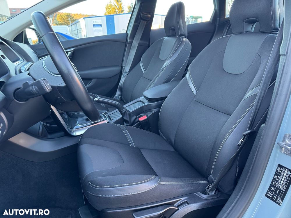 Volvo V40 D2 - 17