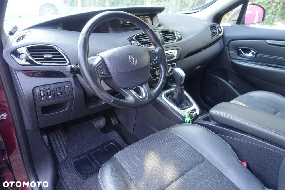 Renault Scenic - 11