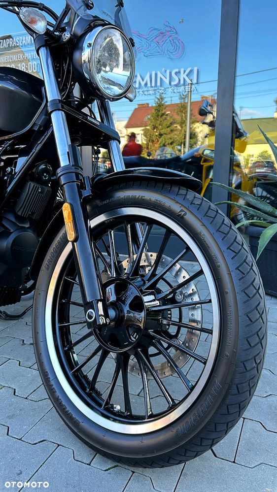 Moto Guzzi V9 - 10