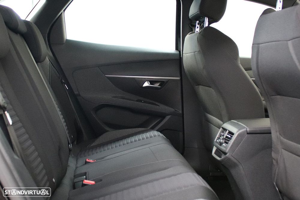 Peugeot 3008 1.6 Hybrid Allure e-EAT8 - 21