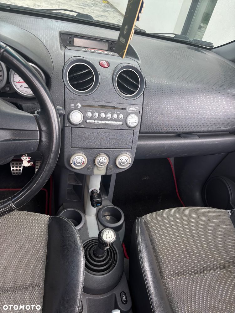 Mitsubishi Colt - 11