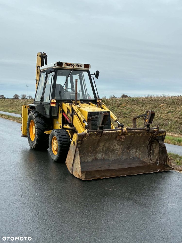 JCB 3CX - 27