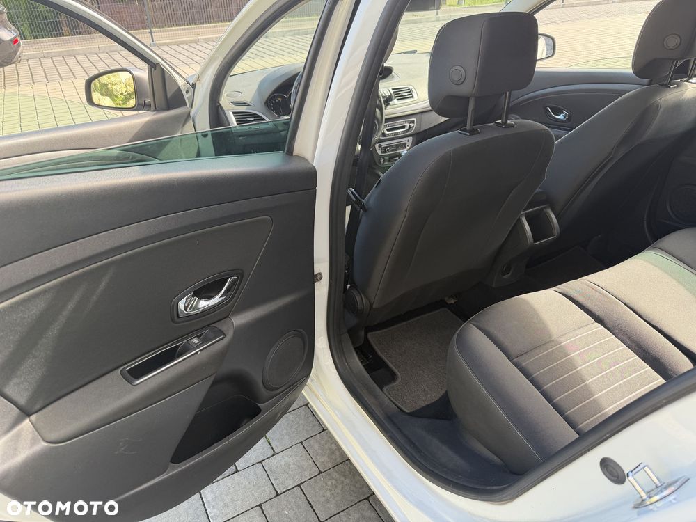 Renault Megane 1.6 16V Limited - 11