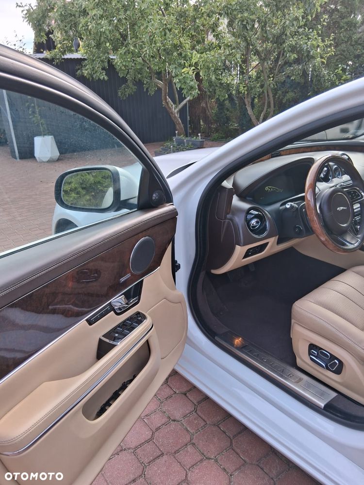 Jaguar XJ 3.0 V6 Kompressor Portfolio - 25