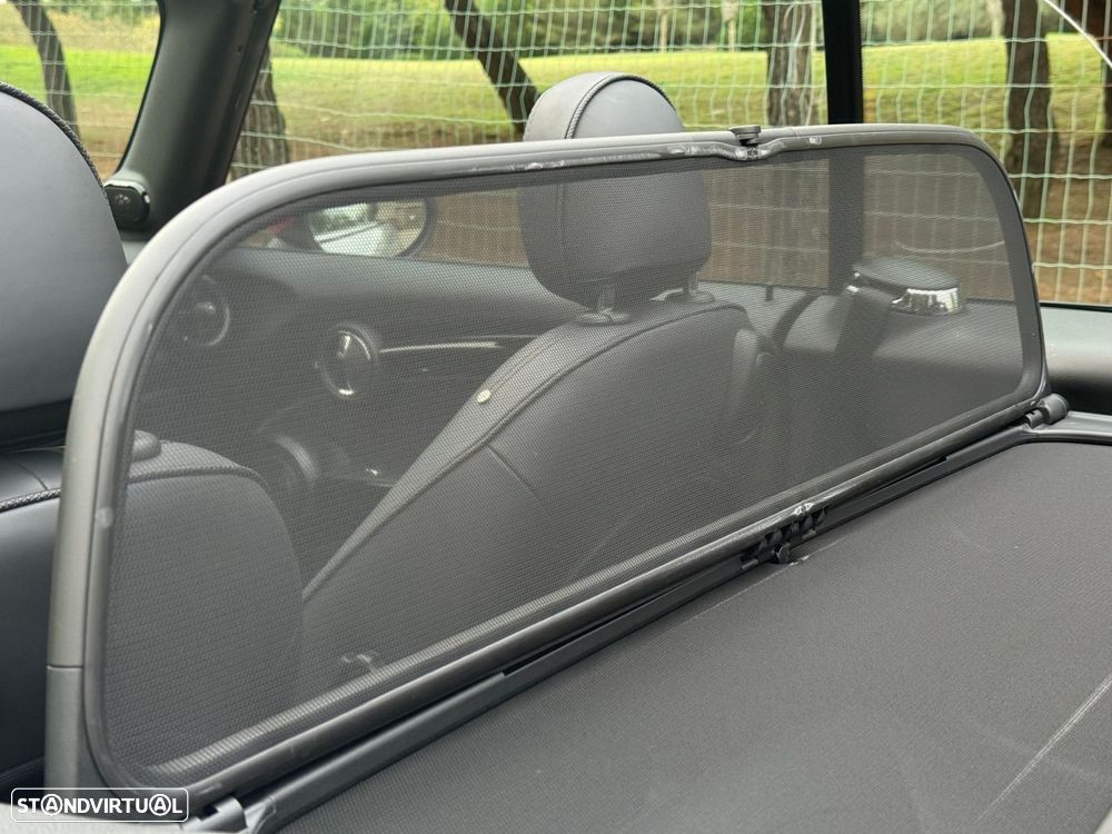 MINI Cabrio John Cooper Works Plus Auto Desportiva - 19