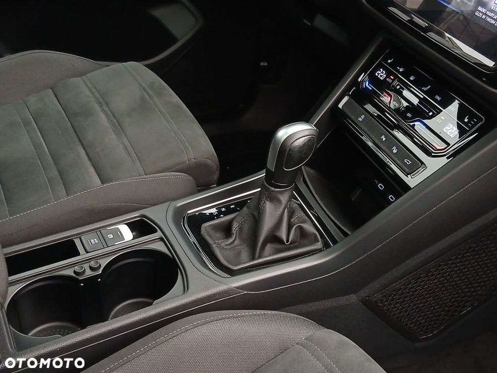 Volkswagen Touran 1.5 TSI EVO Highline DSG - 38