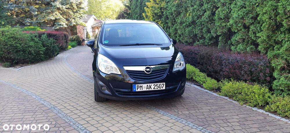 Opel Meriva - 11