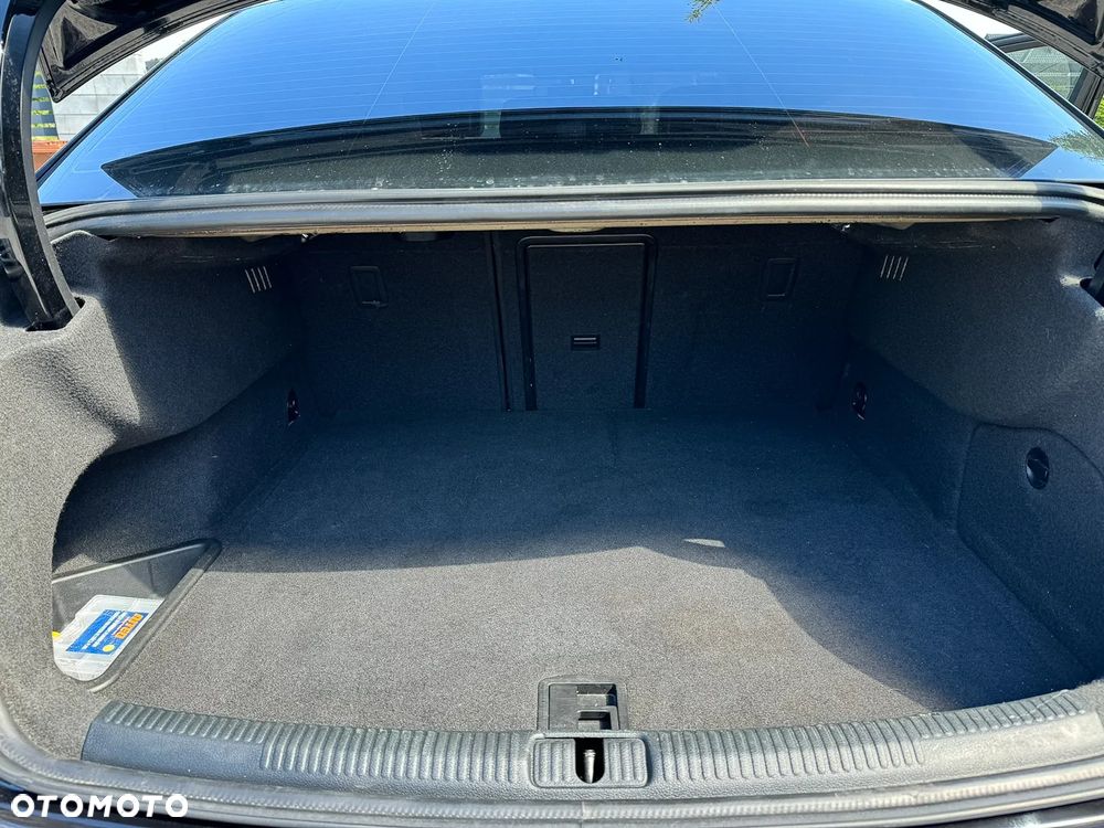 Audi A3 Limousine 40 TFSI Quattro S tronic - 20