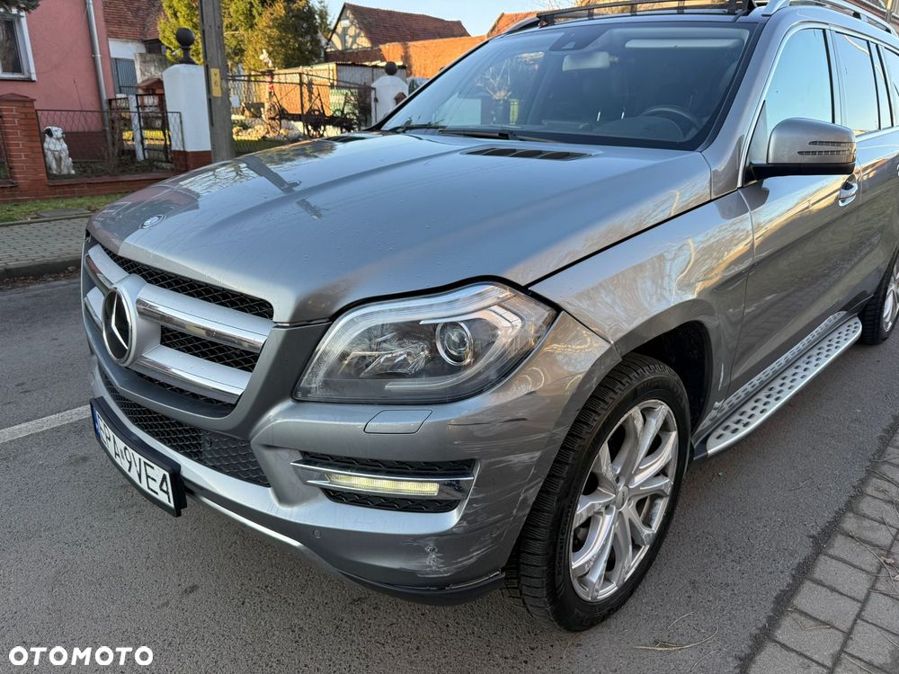 Mercedes-Benz GL - 10