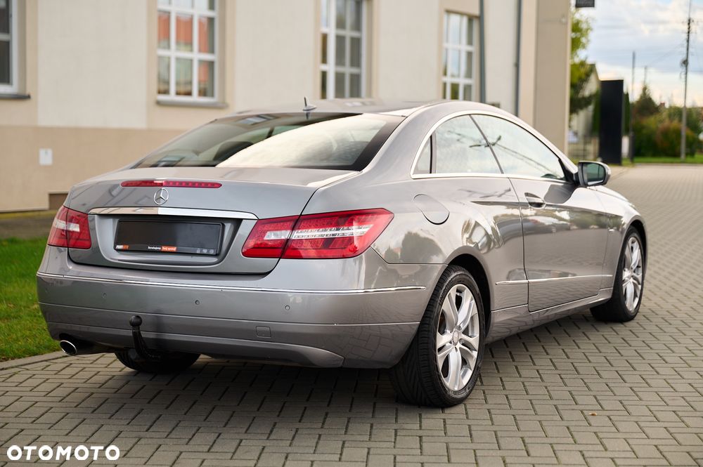 Mercedes-Benz Klasa E - 11