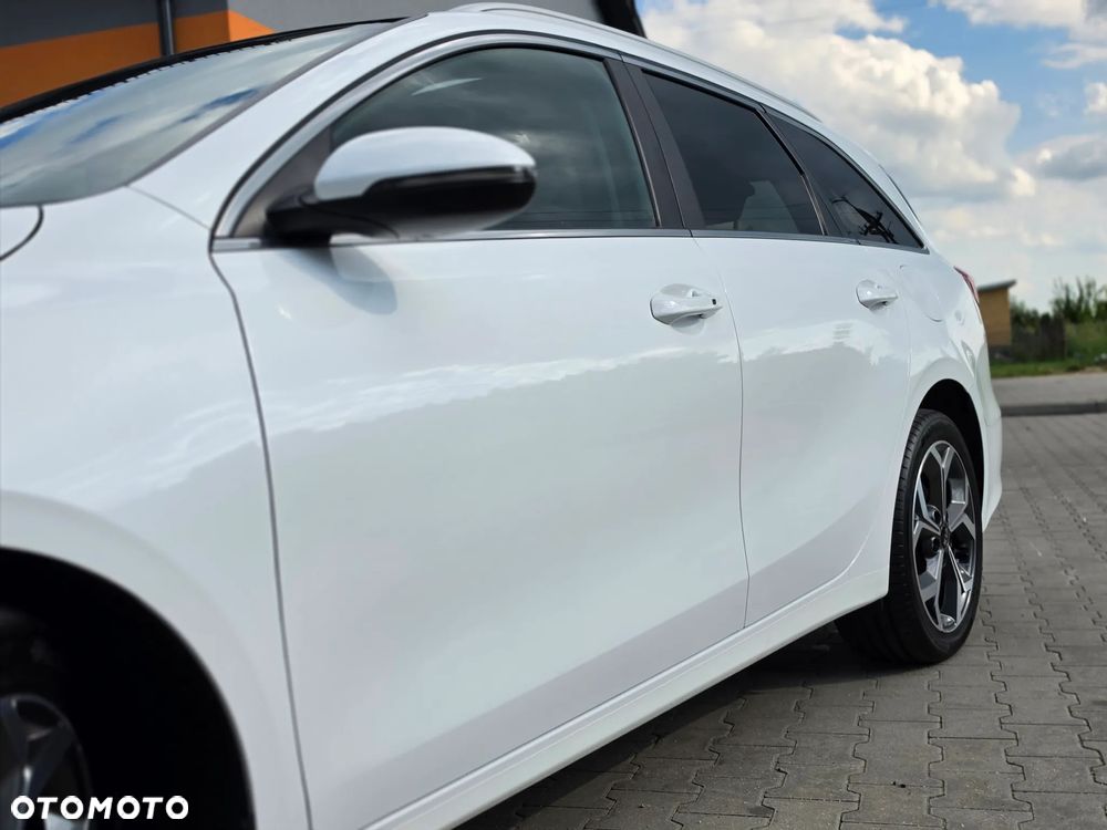 Kia Ceed 1.5 T-GDI DCT7 OPF (48V Mild Hybrid) Platinum Edition - 12