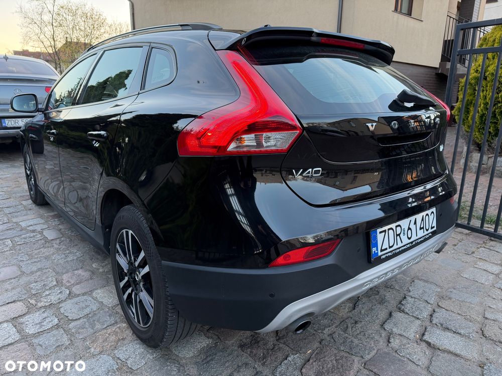 Volvo V40 T3 - 3