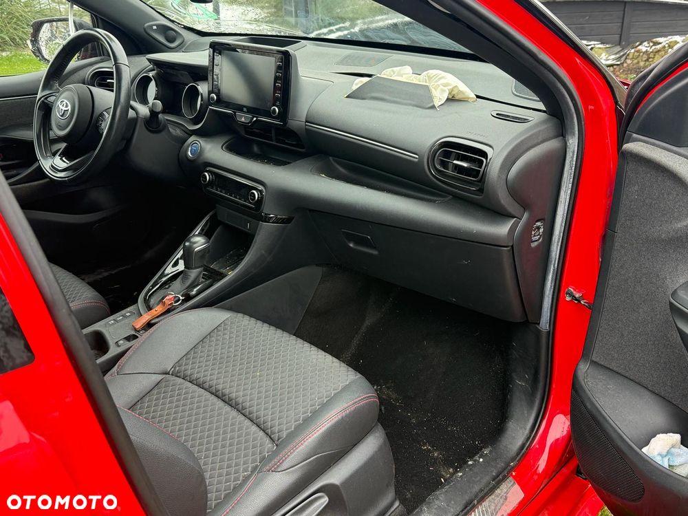 Toyota Yaris Hybrid 1.5 Premiere Edition - 8