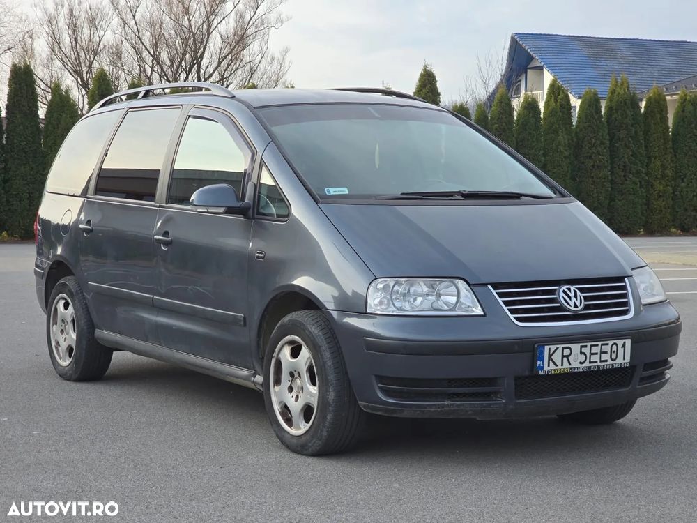 Volkswagen Sharan 1.9 TDI Comfortline Family - 1
