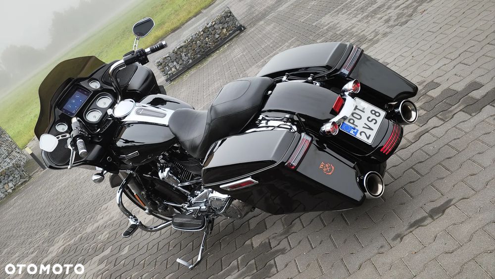 Harley-Davidson Touring Road Glide - 4