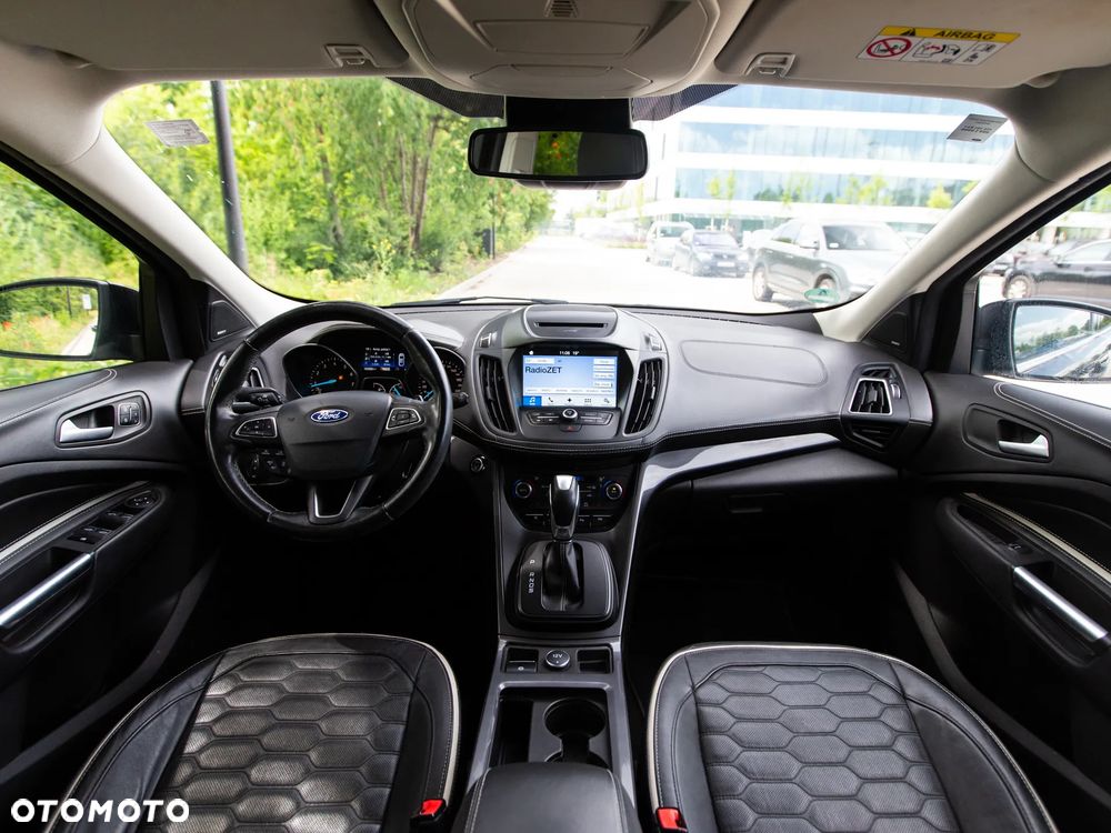 Ford Kuga - 26