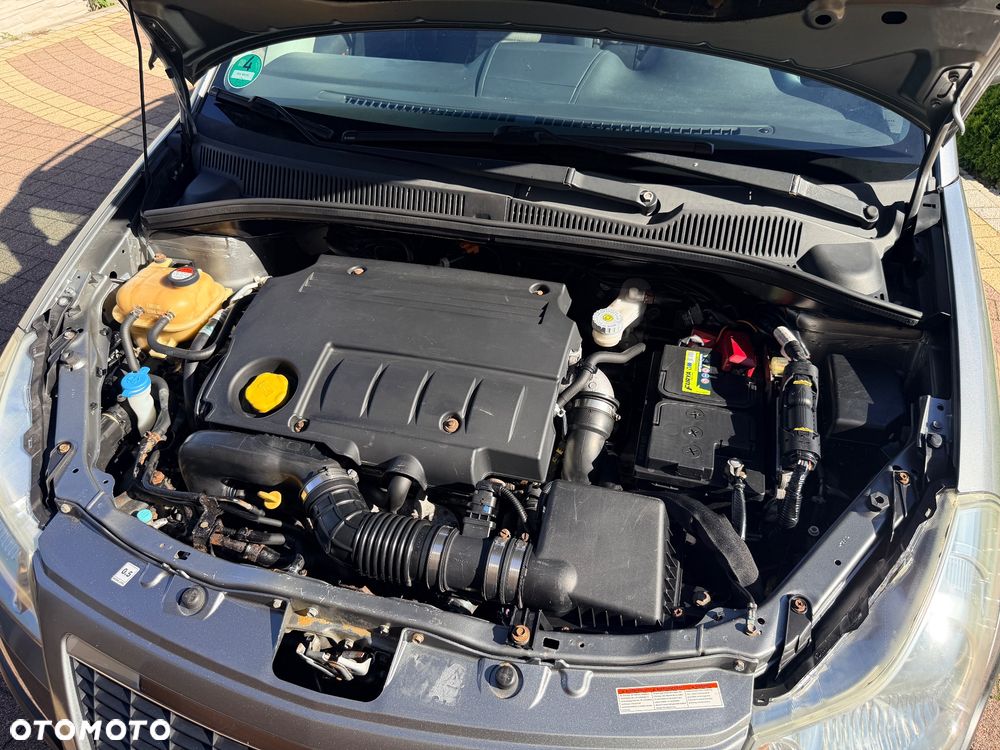 Fiat Sedici 1.9 Multijet DPF 4x4 Dynamic - 40