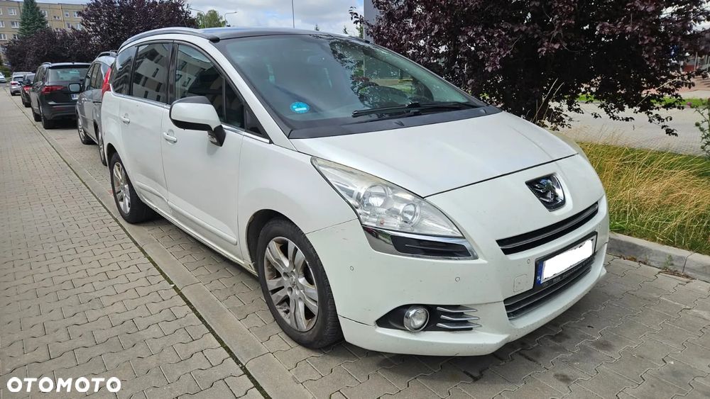 Peugeot 5008 HDI 150 Allure - 2