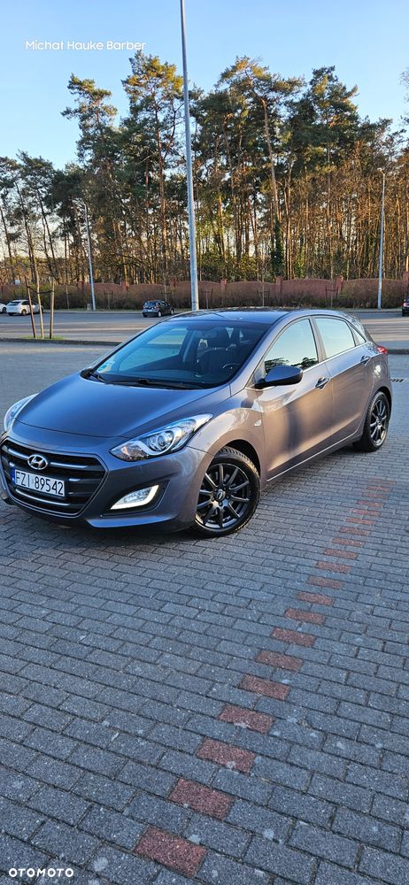 Hyundai i30 1.6 D Style - 1