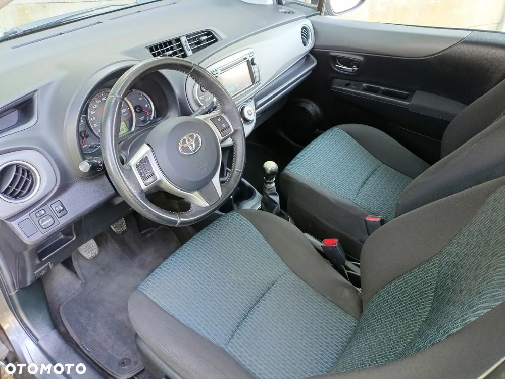Toyota Yaris 1.33 VVT-i Cool - 2