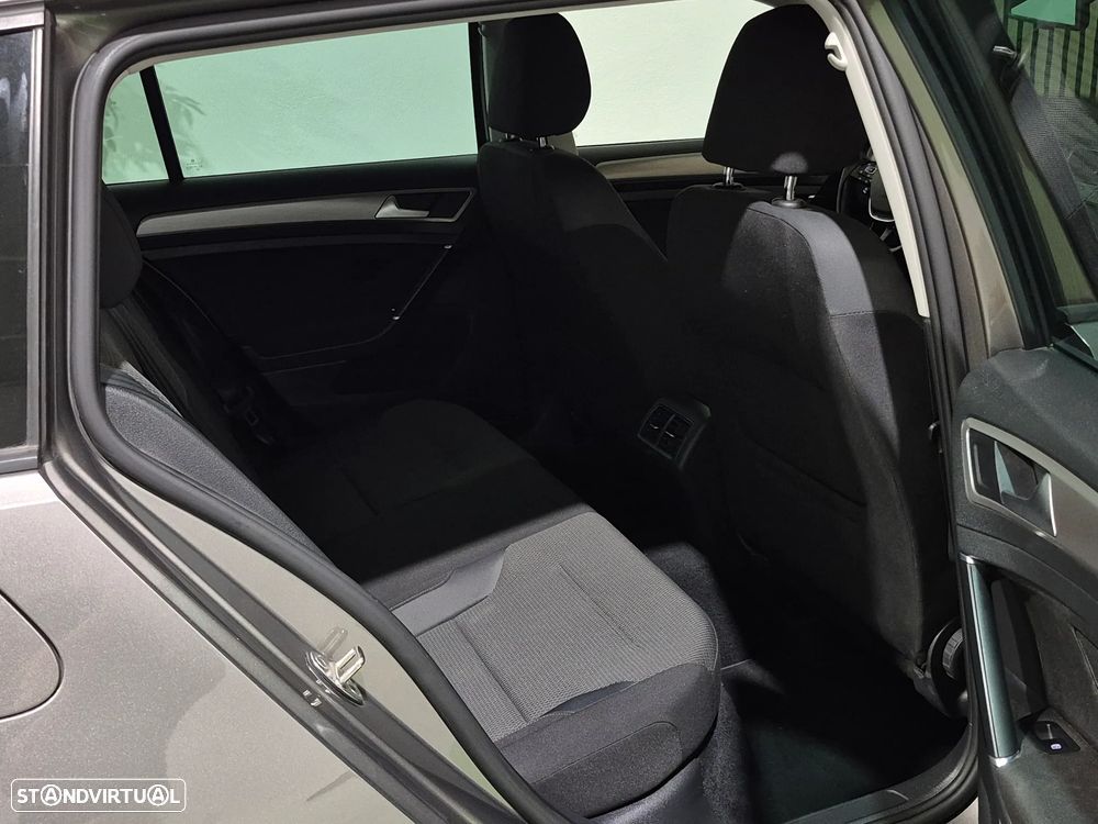 VW Golf Variant 1.6 TDi GPS Edition - 15