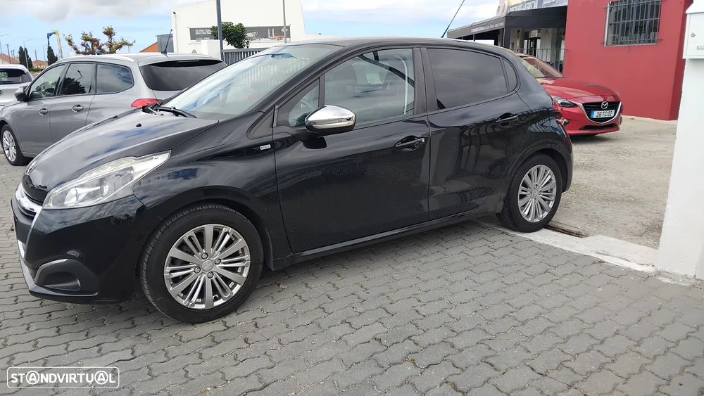Peugeot 208 1.2 PureTech Style - 6