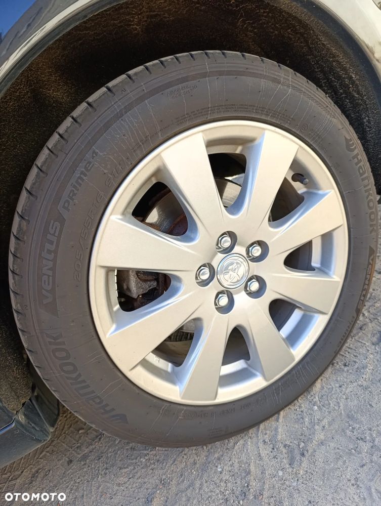 Toyota Avensis 2.0 VVT-i Combi Sol - 14