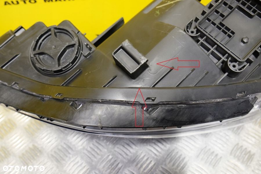 KIA OPTIMA 2015- REFLEKTOR LAMPA ZWYKŁA SOCZEWKOWA Z LED R USA - 12