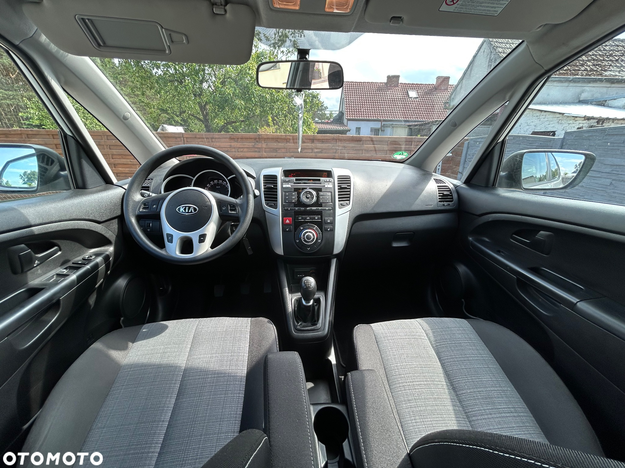 Kia Venga 1.4 CVVT Edition 7 - 8
