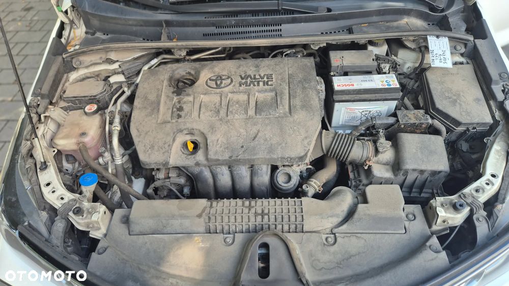 Toyota Corolla 1.6 Active - 6