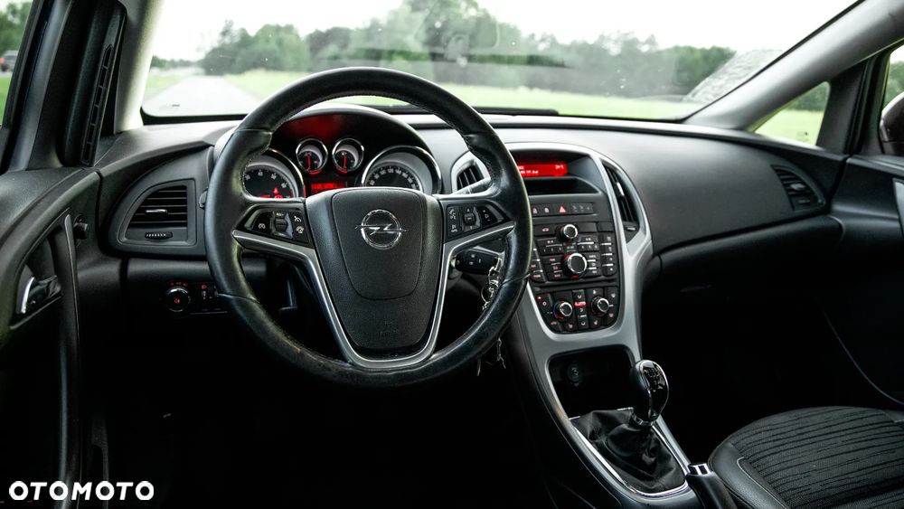 Opel Astra 1.6 Business EU6 - 17
