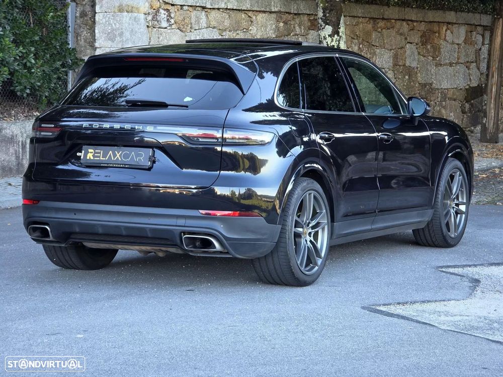 Porsche Cayenne E-Hybrid - 9