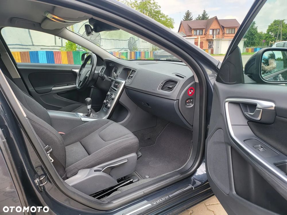Volvo V60 - 22