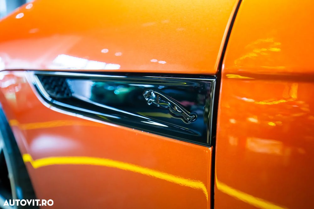 Jaguar F-Type - 19