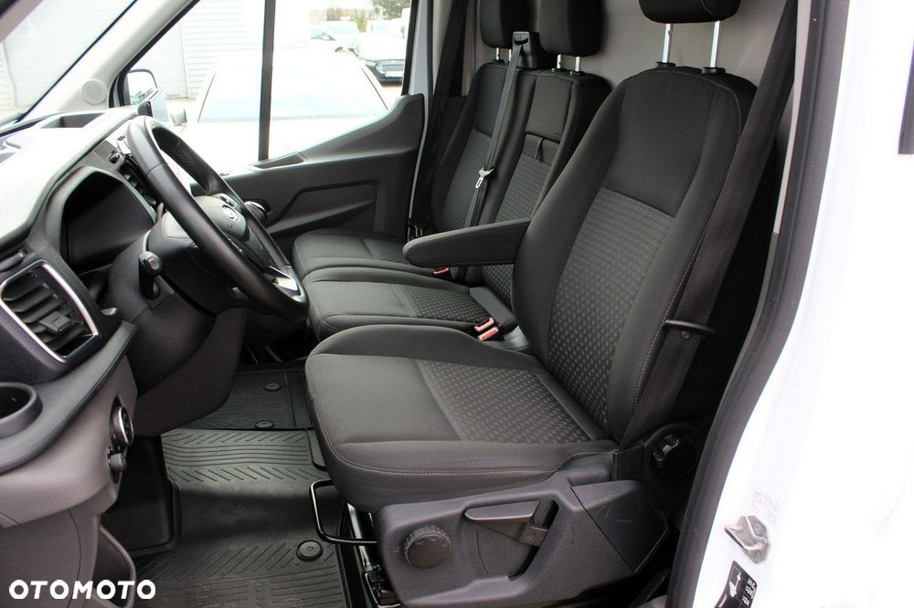 Ford Transit - 11