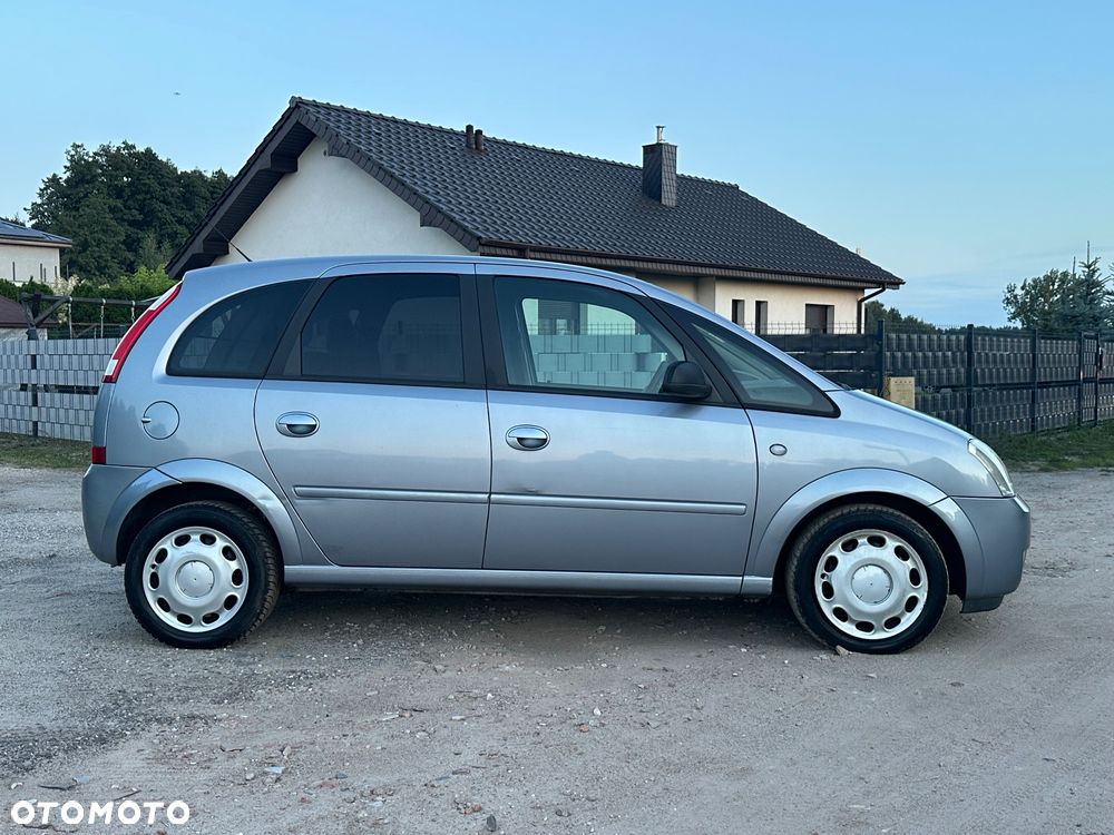Opel Meriva 1.6 16V (Essentia) - 6