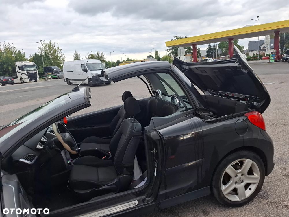 Peugeot 207 CC 1.6 Intense - 23