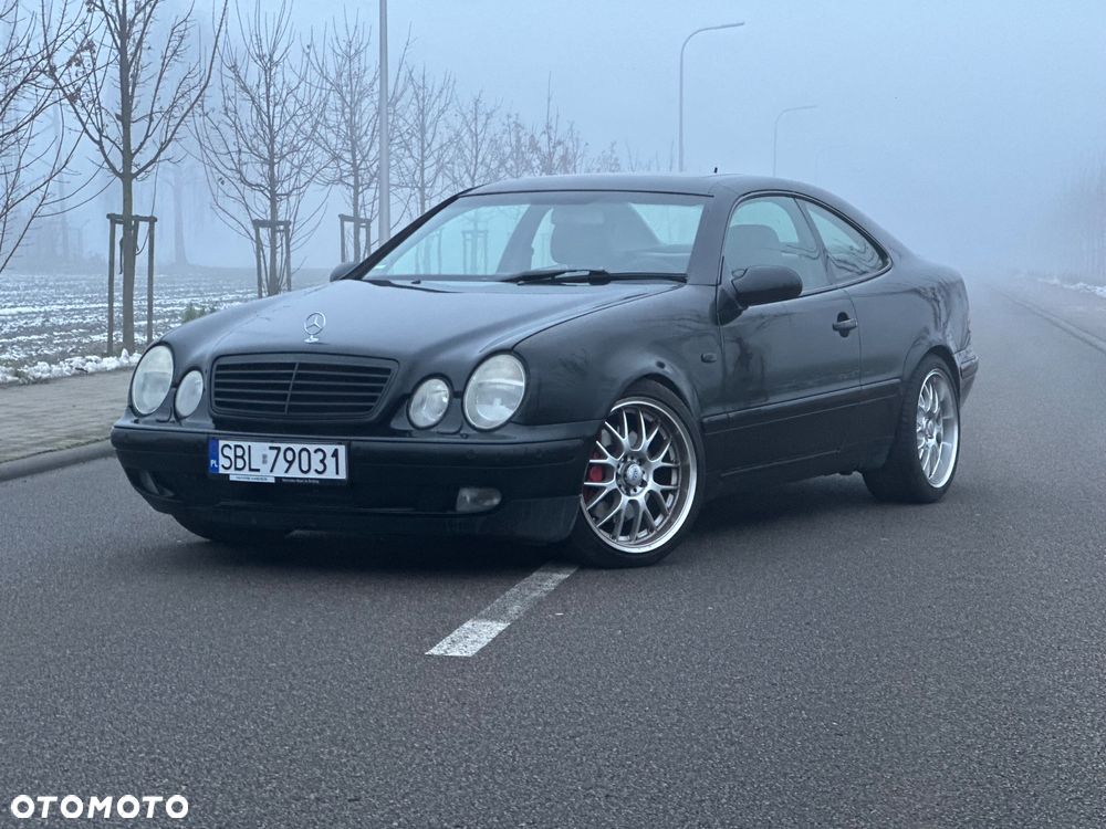 Mercedes-Benz CLK - 2