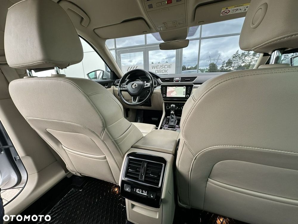 Skoda Superb 2.0 TDI 4x4 DSG Style - 13