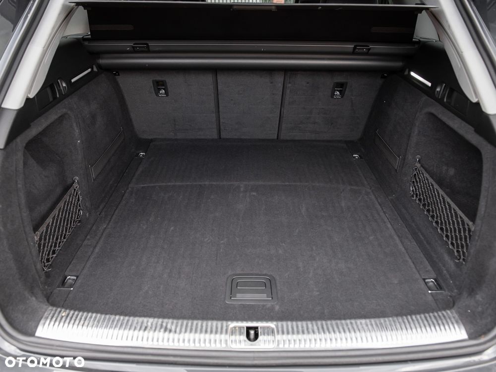 Audi A4 Allroad - 37