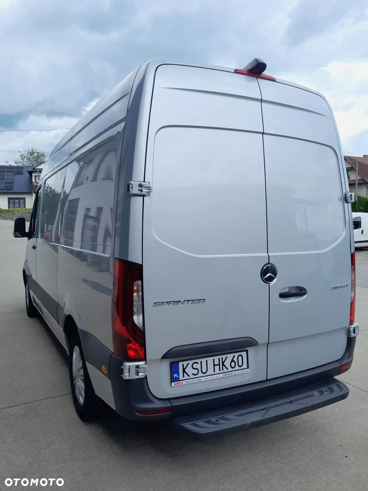 Mercedes-Benz SPRINTER - 6